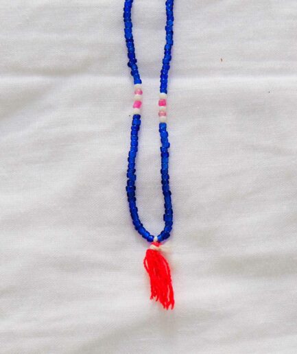 Collier indien en perles bleues