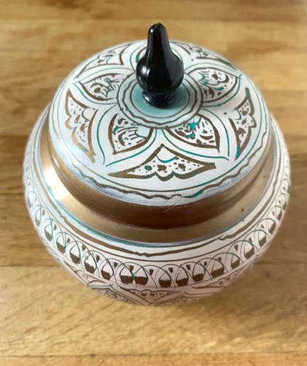 Boîte décorative en bois