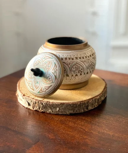 Boîte décorative en bois